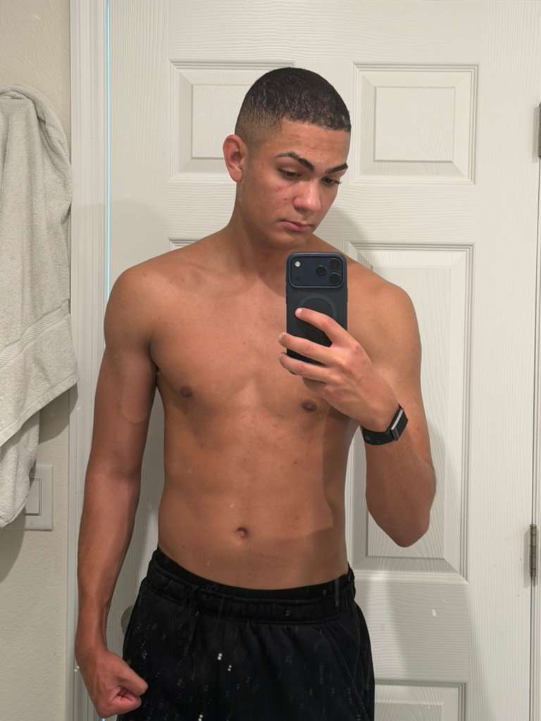 Mid-program: First visible muscle, dialing in the diet